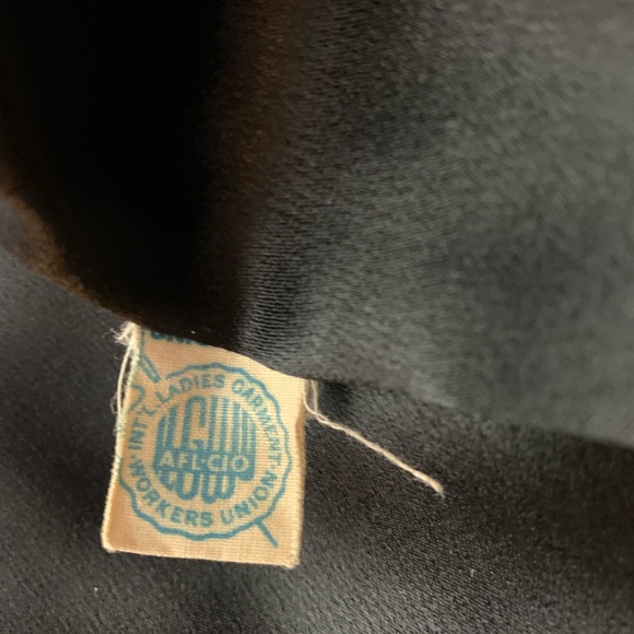 vintage 50s/60s long heavy coat, faux fur collar, no size tag see measurements - Picture 12 of 13